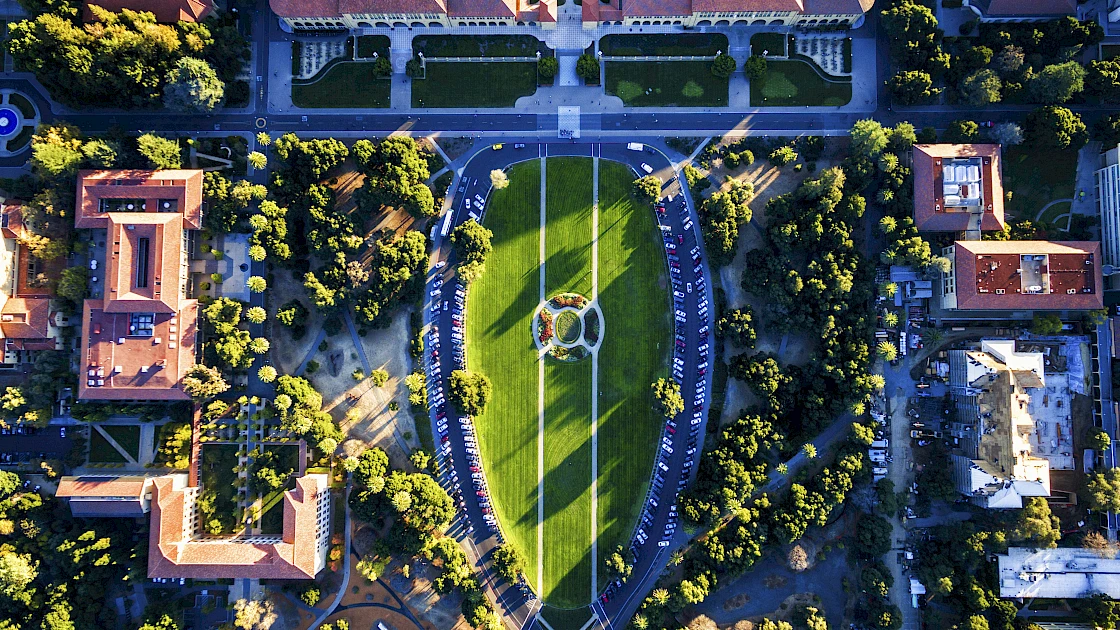 Vista aerea del campus dell'Università di Stanford